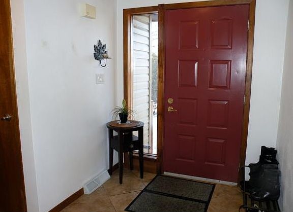 2nd image of 46 Rogers Mountain Way