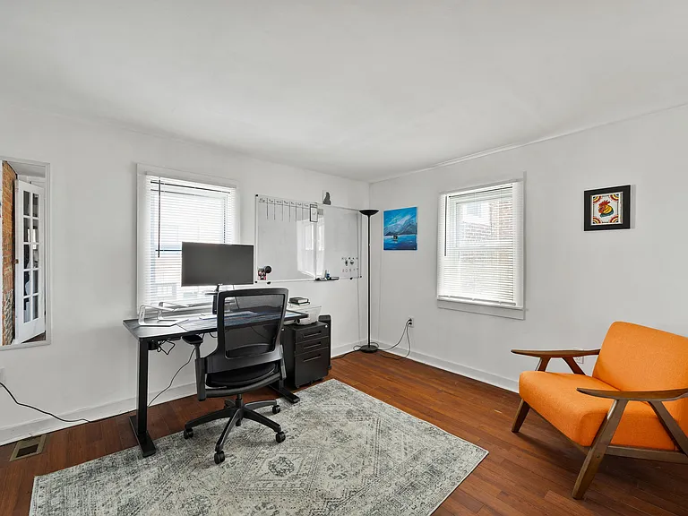 1130 Crease St — Photo 22