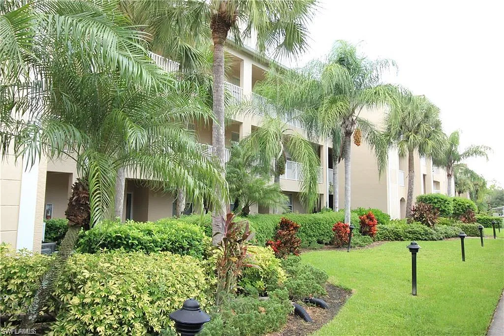 2 bed, 2.0 bath, 1194 sqft, $1,995 — Photo 1