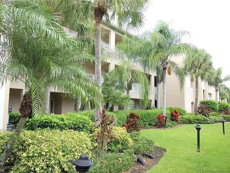 2700 Cypress Trace Cir #3134 — Photo 1