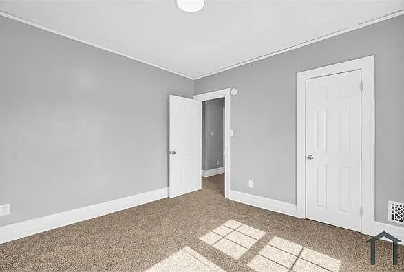 5137 Saint Clair St — Photo 20