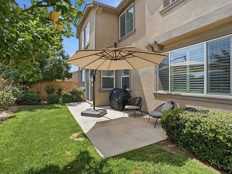 24545 Rosette Ln — Photo 47