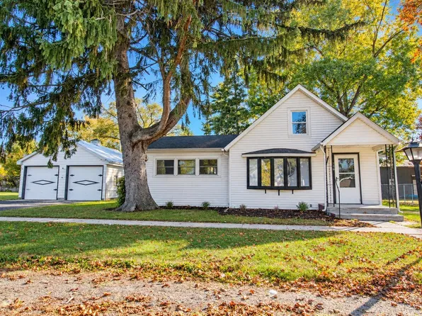 706 W Davis St, Hamlet, IN 46532