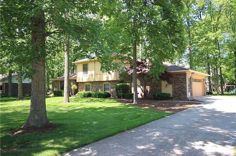 1st image of 7390 Lombardi Dr