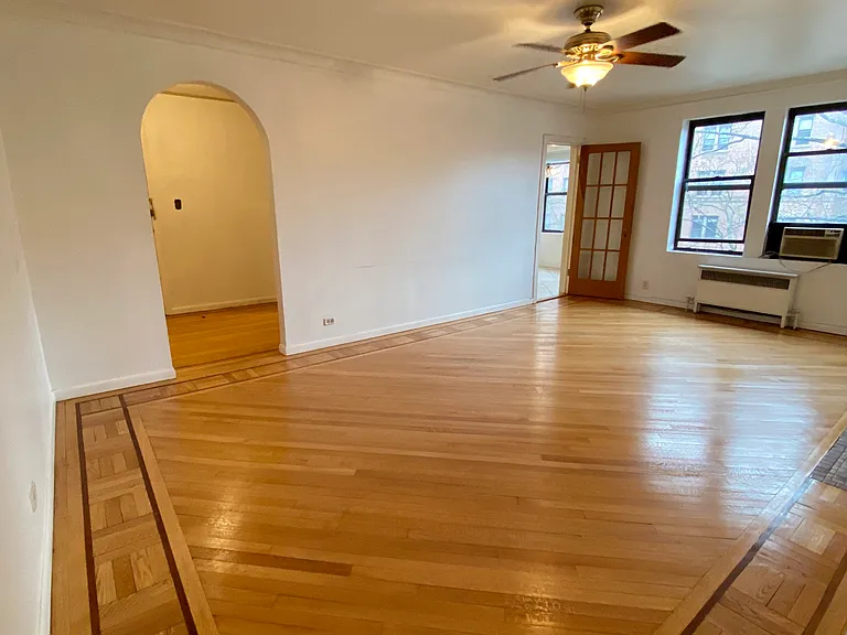 1 Broad Pkwy #4G — Photo 2