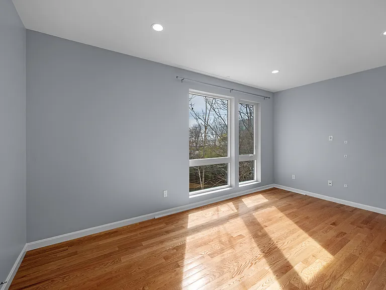 172 Kimball Ave #2 — Photo 8