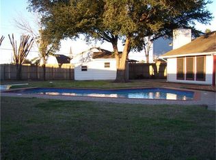 6502 Trimstone Dr, Pasadena, TX 77505