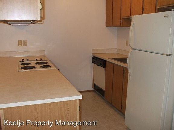 2nd image of 726 E Whidbey Ave APT 102