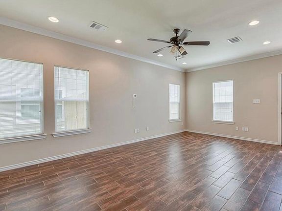 5th image of 1104 Oney Hervey Dr #1104