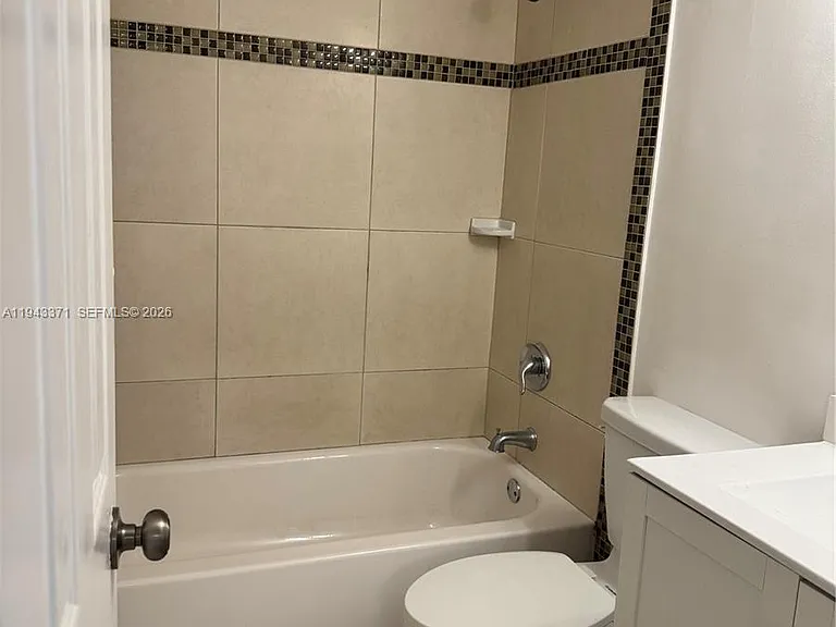 1831 Sabal Palm Dr #403 — Photo 19
