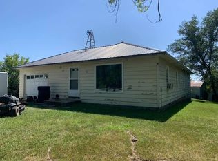 15397 Cactus Dr, Harris, MO 64645