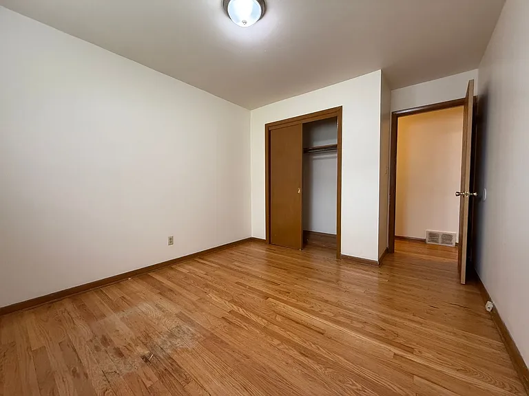 3879 N Humboldt Blvd — Photo 19