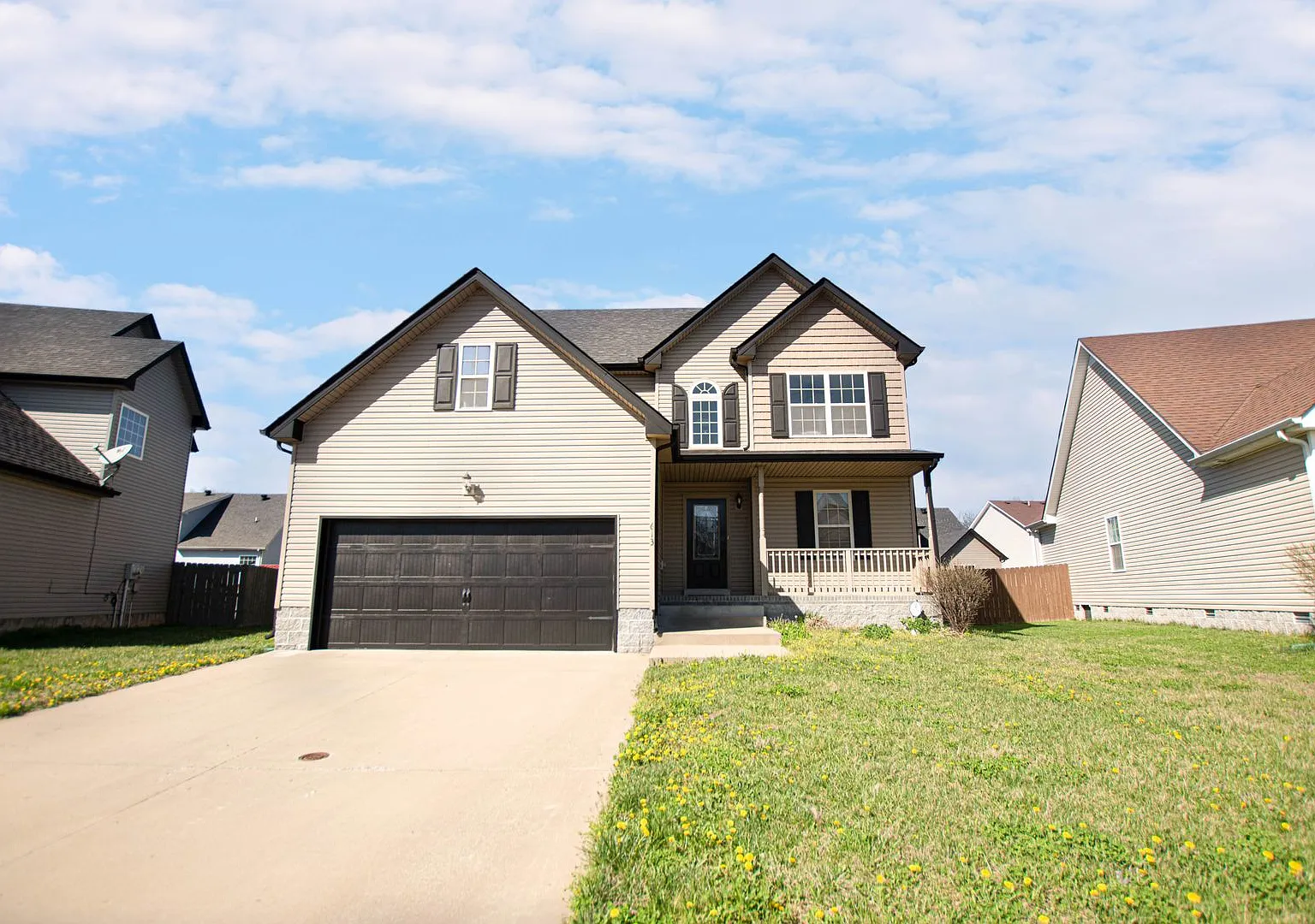 Pet Friendly Three Bedroom! — Photo 1