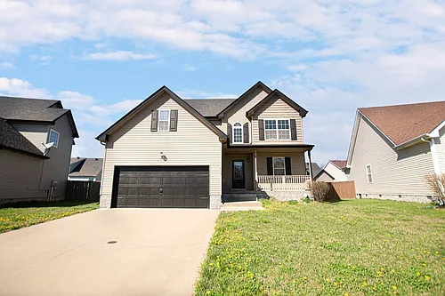 613 Fennec Way Photo 1