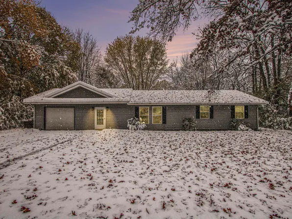 1230 Thomson Rd, Niles, MI 49120