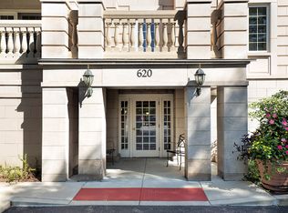 620 Homewood Ave APT 203, Highland Park, IL