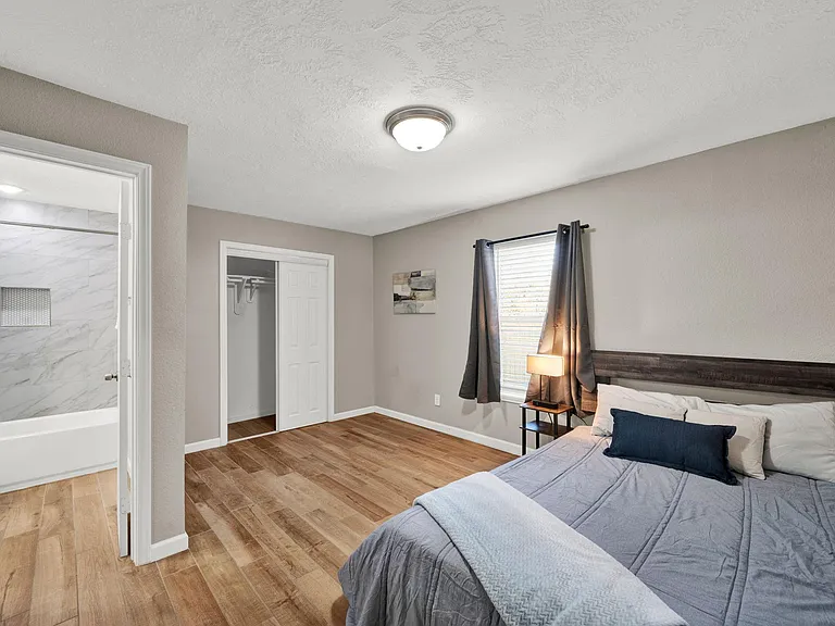 Spacious Queen Bedroom with Full Private Bath