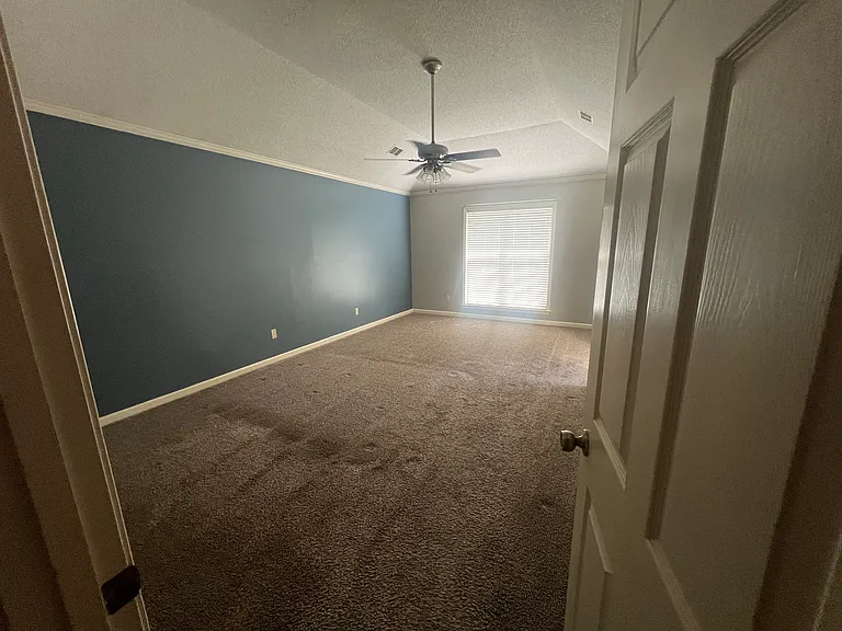 6241 Saint Elmo Rd — Photo 6