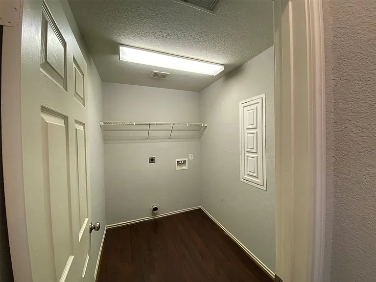 6323 Bennington Springs Dr — Photo 20