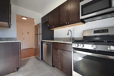 Rented by Silverstein Collection LLC 