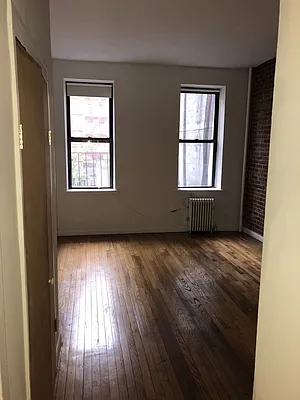 Rented by Sky Management | media 36