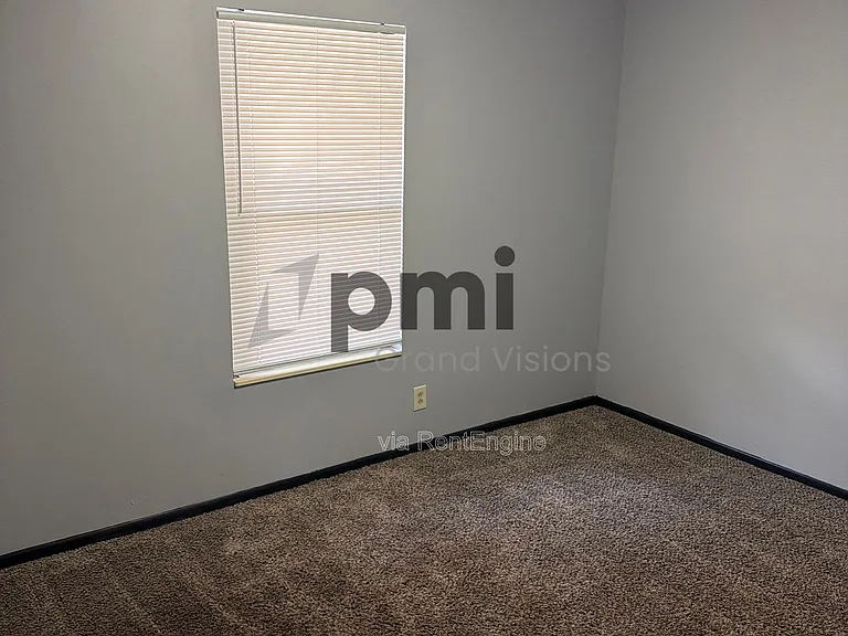 Vawter Street Apartments — Photo 51