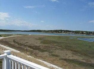 64 Beach St, Wellfleet, MA 02667