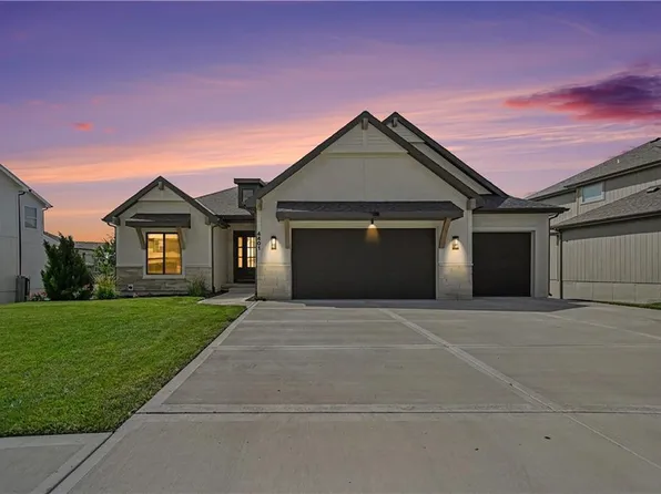 4401 NE 88th St, Kansas City, MO 64156