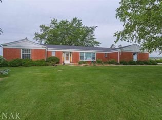 14971 E 2000 North Rd, Hudson, IL 61748