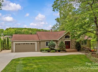 376 Oak Tree Rd, Mooresville, NC 28117