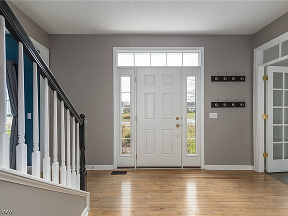 4th image of 4512 Belmont Dr