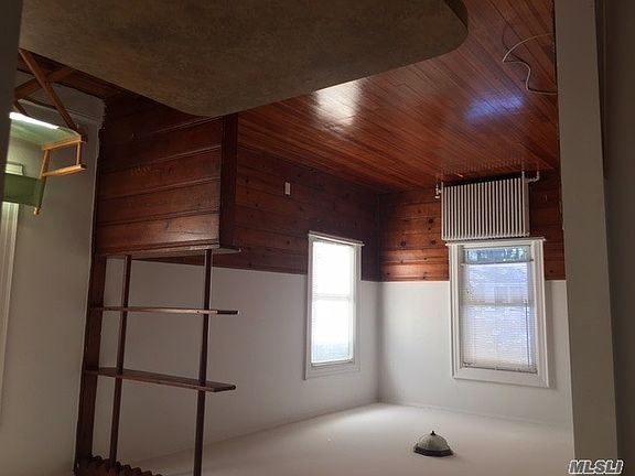 4th image of 8 Burnett Ave