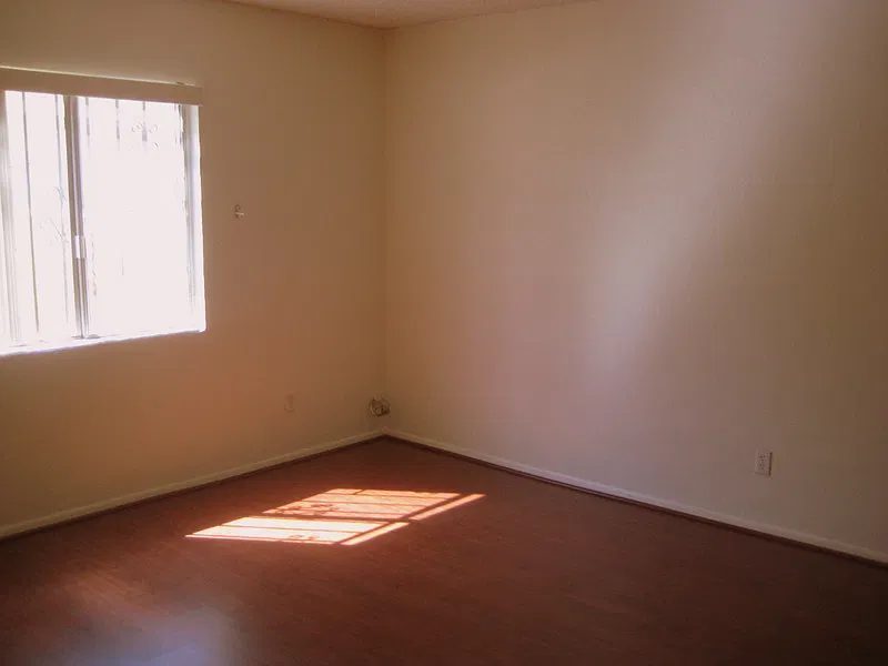 PM16-007 / 810 S. Kolb Rd. #19 - 1 — Photo 2