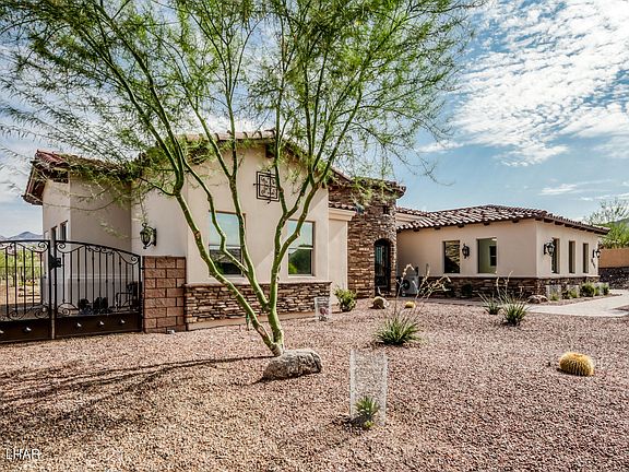 2nd image of 1041 Avienda Del Sol