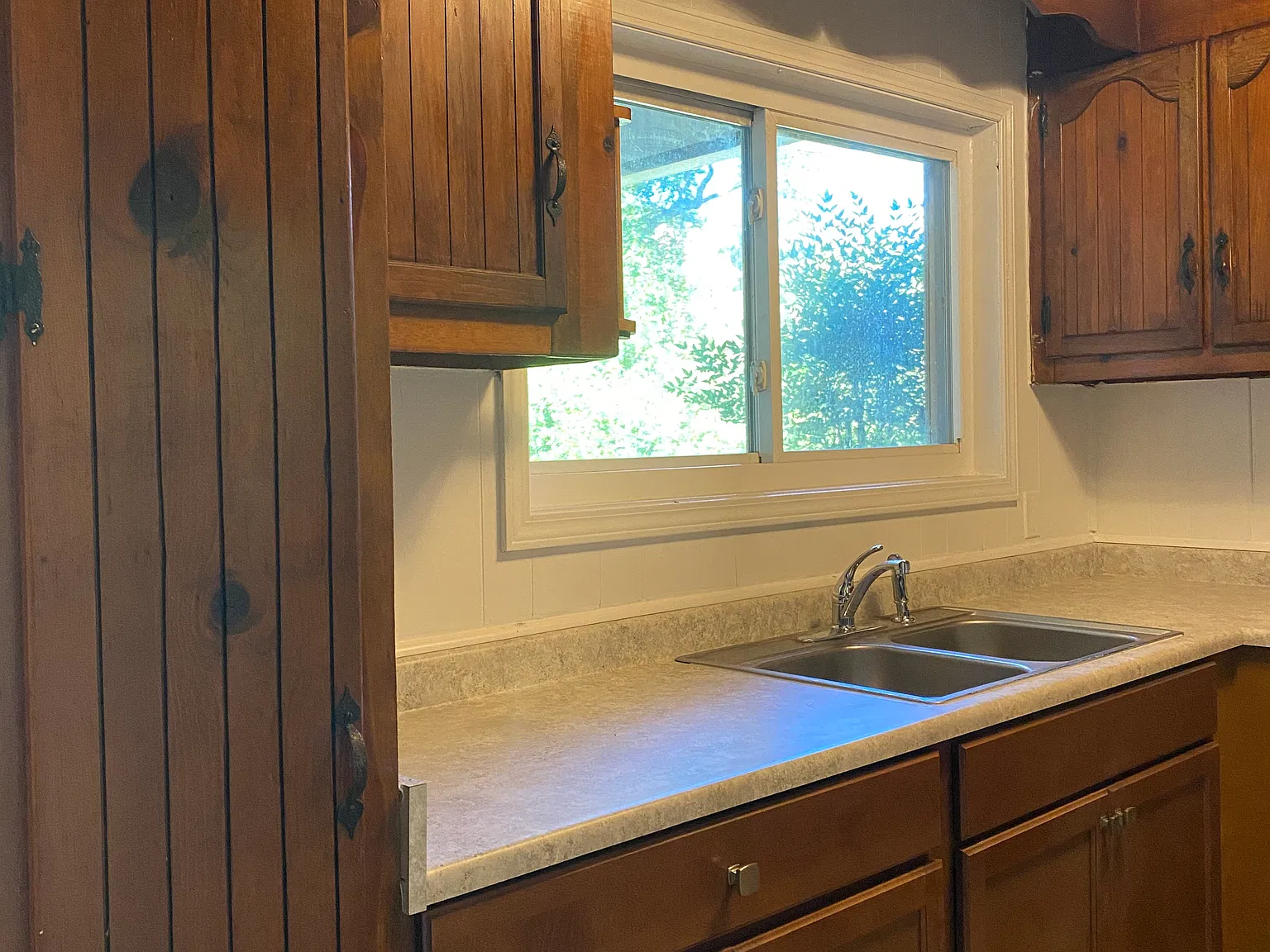 4 bed, 1432 sqft, $1,600 — Photo 3