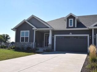 N62W21715 Augusta Pkwy, Menomonee Falls, WI 53051