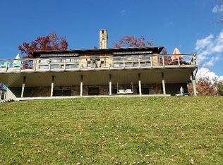 362 Flat Top Rd, Shady Spring, WV 25918