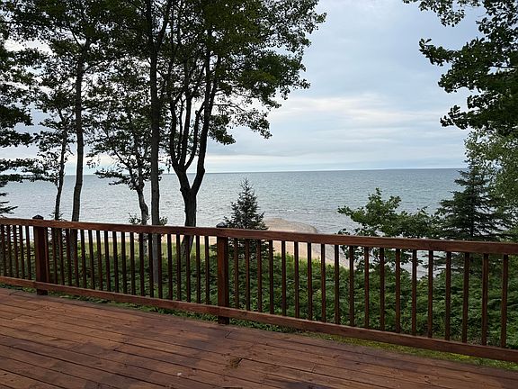 4th image of 13406 W Lakeshore Dr