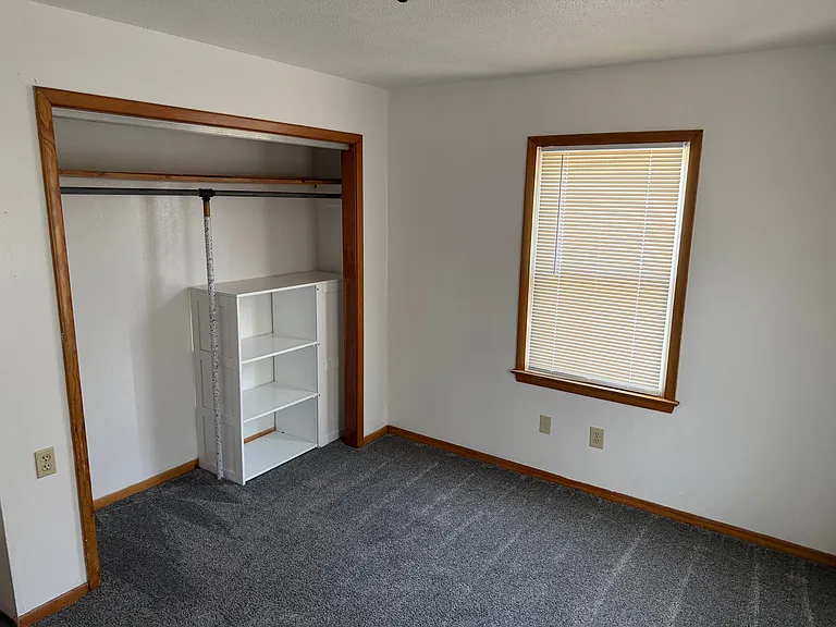 503 E Oliver St — Photo 26