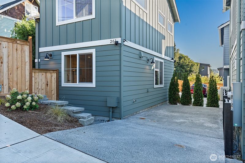 5th image of 261 NW 42nd Avenue