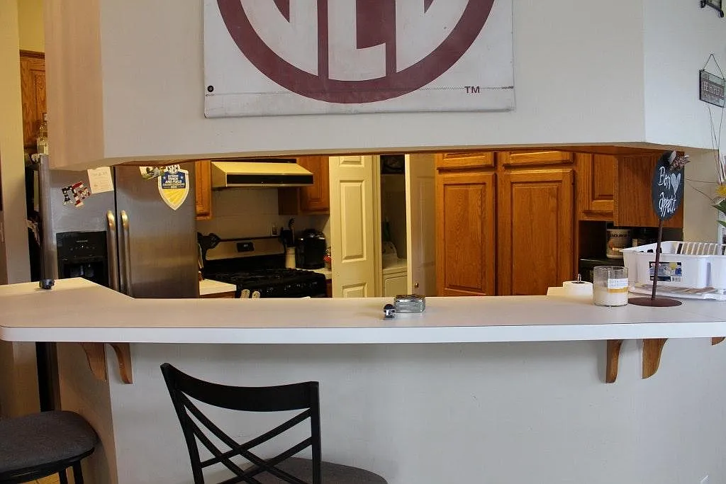 3 bed, 1528 sqft, $2,200 — Photo 3