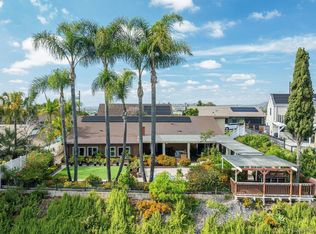 7945 Shadow Hill Dr, La Mesa, CA 91941