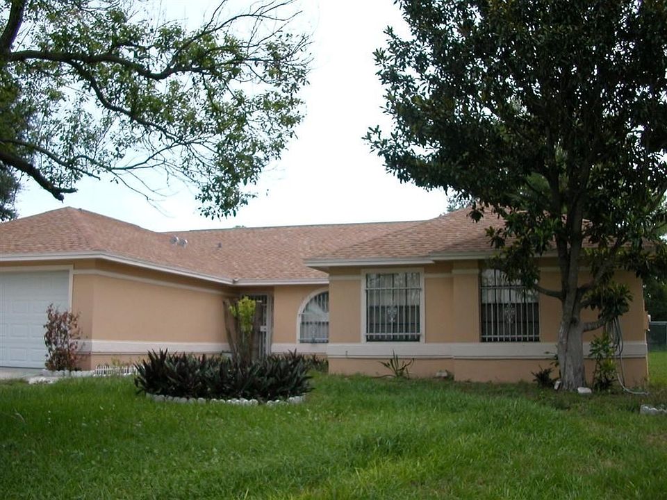 Large home in established neighborhood