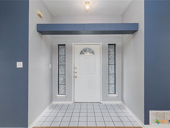 4th image of 4704 Browning Dr