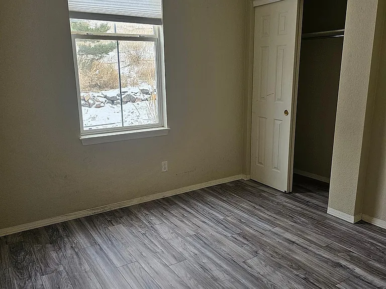 S Winnipeg Cir — Photo 17
