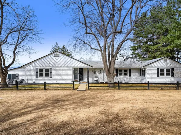 8438 Hygiene Rd, Longmont, CO 80503