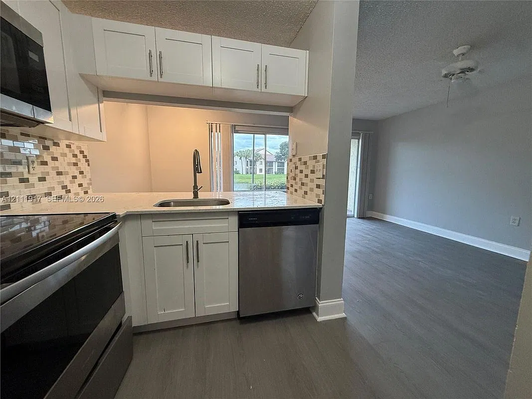 1 bed, 1.0 bath, 750 sqft, $1,700 — Photo 1