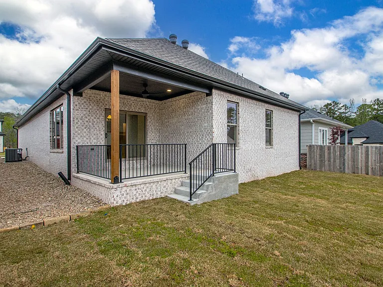 190 Fletcher Ridge Dr — Photo 4