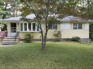 79 Edison Rd, Sparta, NJ 07871