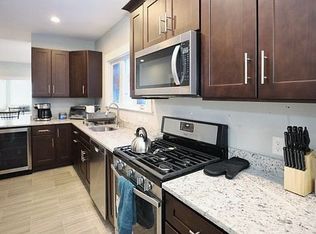 8 Reddy Ave, Hyde Park, MA 02136